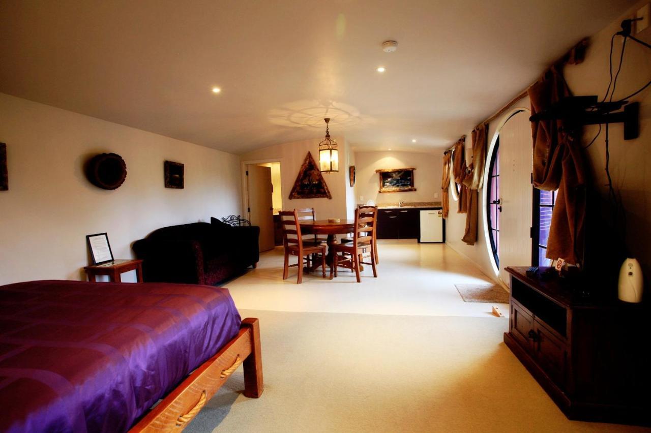 Woodlyn Park Motel Waitomo Caves Buitenkant foto
